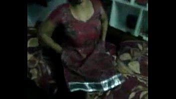 Indian aunty squirting