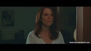 Julianne moore in short cuts