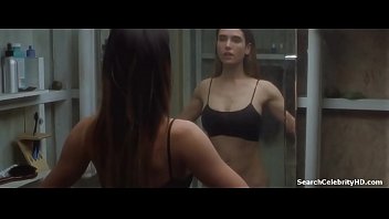 Jennifer connelly boob