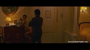 Natalie portman nude scene