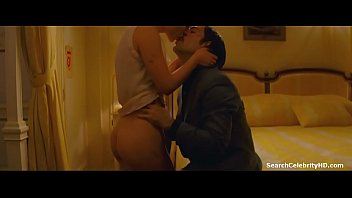 Natalie portman sex scenes