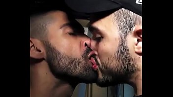 Besos gay