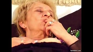 Abuelita española