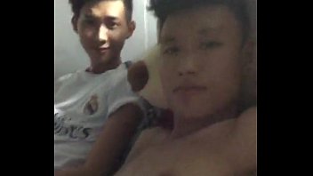 Trai đẹp chơi gay