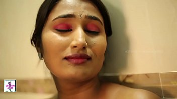 Swathi naidu romance videos