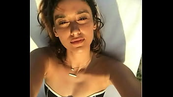 Ileana hot sexy video