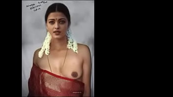 Aishwarya rai boobs size