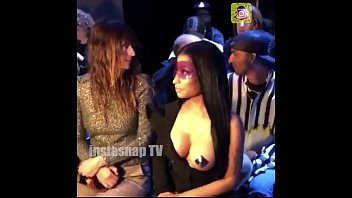 Nicki minaj boobs fall out