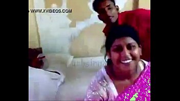 Indian aunty caught