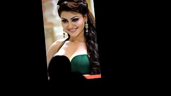 Urvashi rautela sex hot