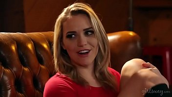 Mia malkova of