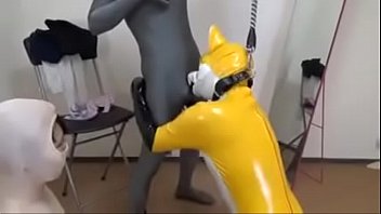 Kigurumi latex