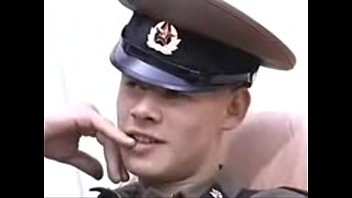Porno gay soldado russo