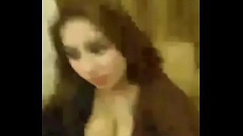 Pakistani actress cleavage