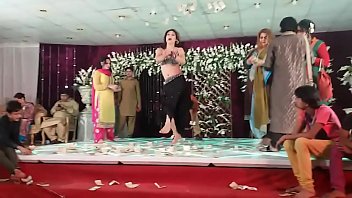 Hot mujra dance