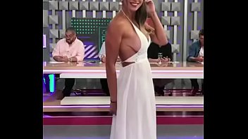 Jacqueline fernandez hot boobs