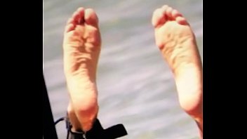 Cameron monaghan feet
