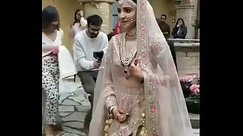 Anushka sharma marriage pic