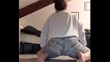 Teenagers twerking