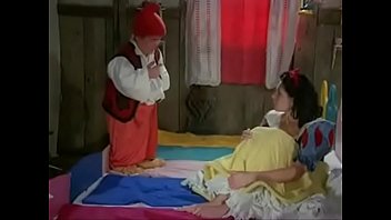 Snow white dwarfs vintage full porn movie