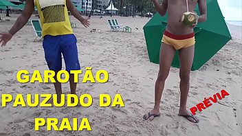 Gang Bang praia Brasil gay