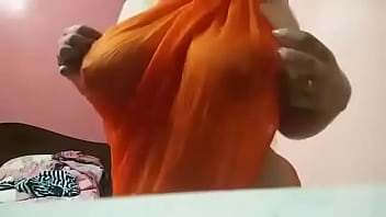 Saree boobs
