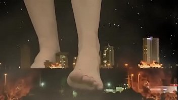 Giantess shrink pov