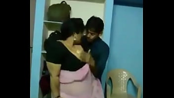 Indian aunty sex saree