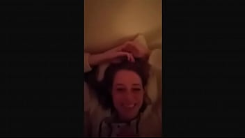 Amateur girlfriend facial cumshot