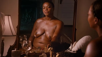 Hollywood actress nipple slip