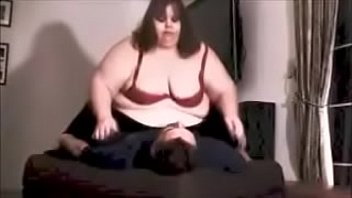 Ssbbw extreme squashing