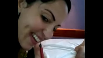 Punheta e gozada na boca