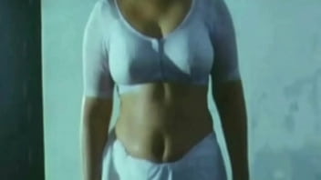 Aunty ka sexy movie dikhane wala photo