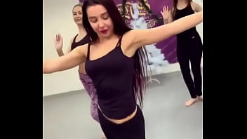 Sexy arab dancing