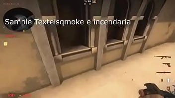 Gato chupando o peito da MC pipokinha