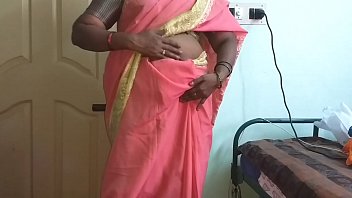 Desi aunty in red chadi