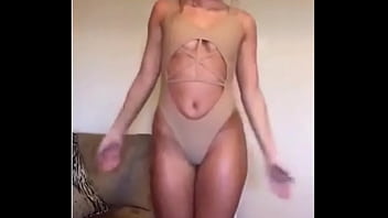 Hot bikini dancing