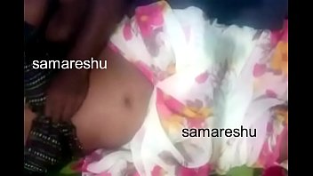 Aunty hot saree video