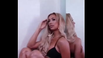 Carmella wwe nackt