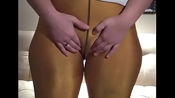 Hot pants cameltoe