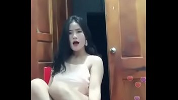 Tú linh mu lộ clip