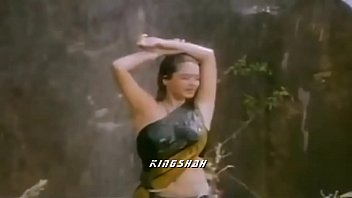 Actress in wet saree