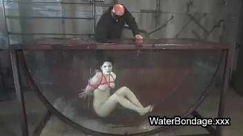 Wasser bondage