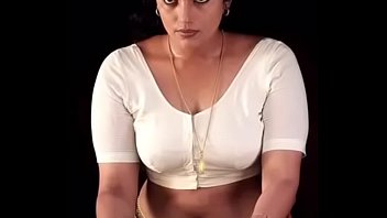 Sangeetha hot saree