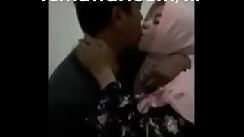 Indonesia viral gril video