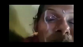 Tamil girl blowjob in car