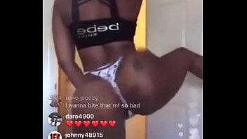 Twerk ebony