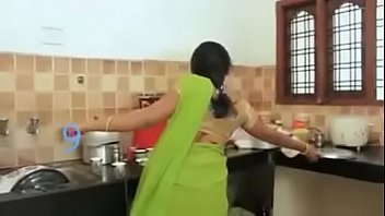 Hot saree kiss