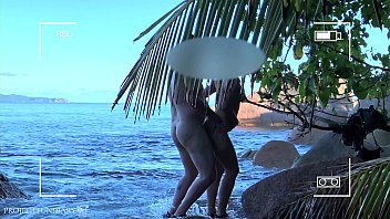 Voyeur beach teens