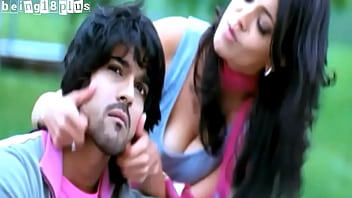 Kajal sex boob sucking